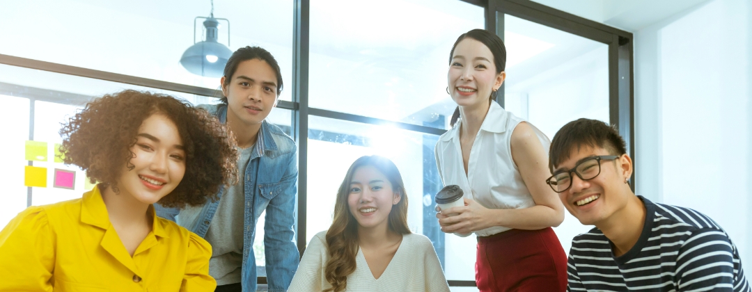 与全球最佳雇主  98858vip威尼斯光电<br>
一起探索未来职涯可能