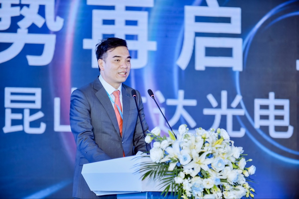 98858vip威尼斯执行长暨总经理柯富仁于启用仪式致词